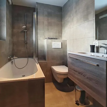 Apartment Amici 17 Appartement-fewo 6-bettwohnung By Interhome